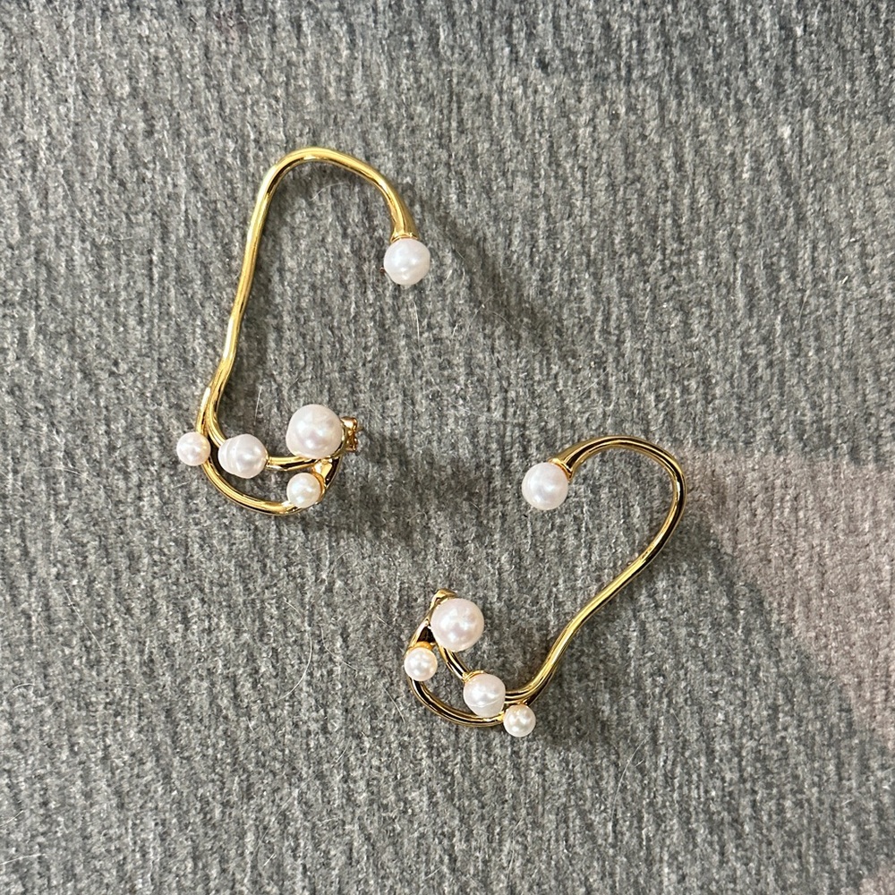 Meshki Elegant Gold Pearl Earrings saskia pearl ear cuffs - rare!
